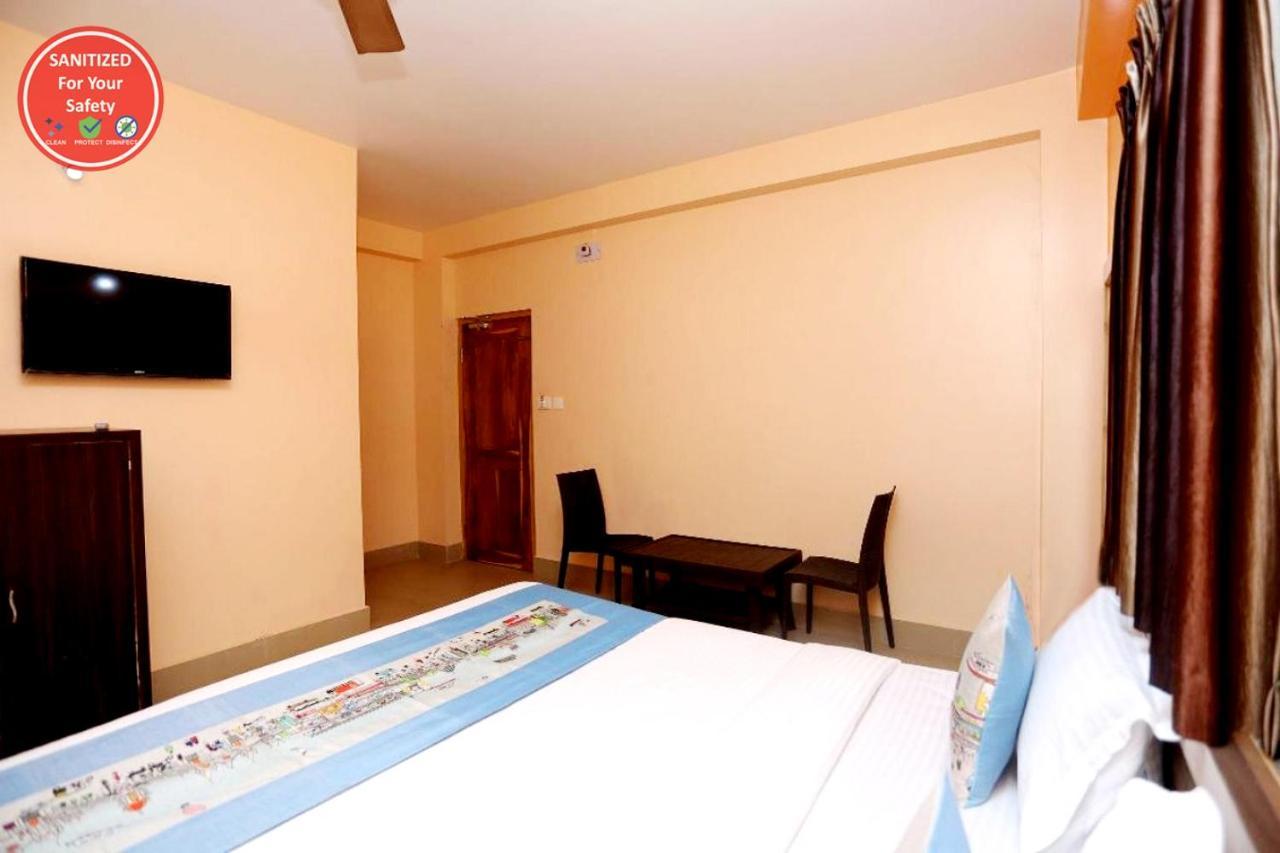 Goroomgo Krishna Residency Puri Esterno foto