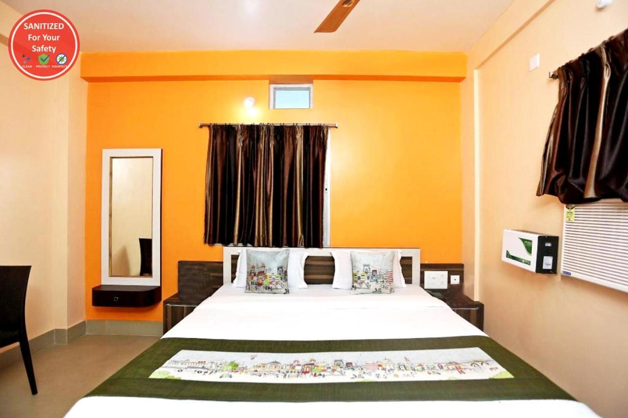 Goroomgo Krishna Residency Puri Esterno foto