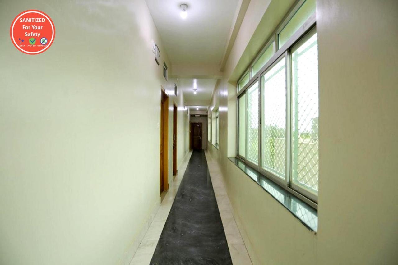 Goroomgo Krishna Residency Puri Esterno foto