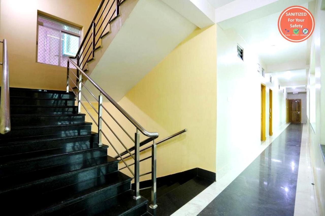 Goroomgo Krishna Residency Puri Esterno foto